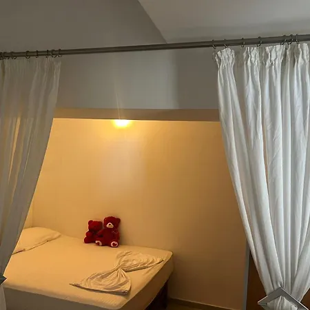 Apartment Place Near The Sarande